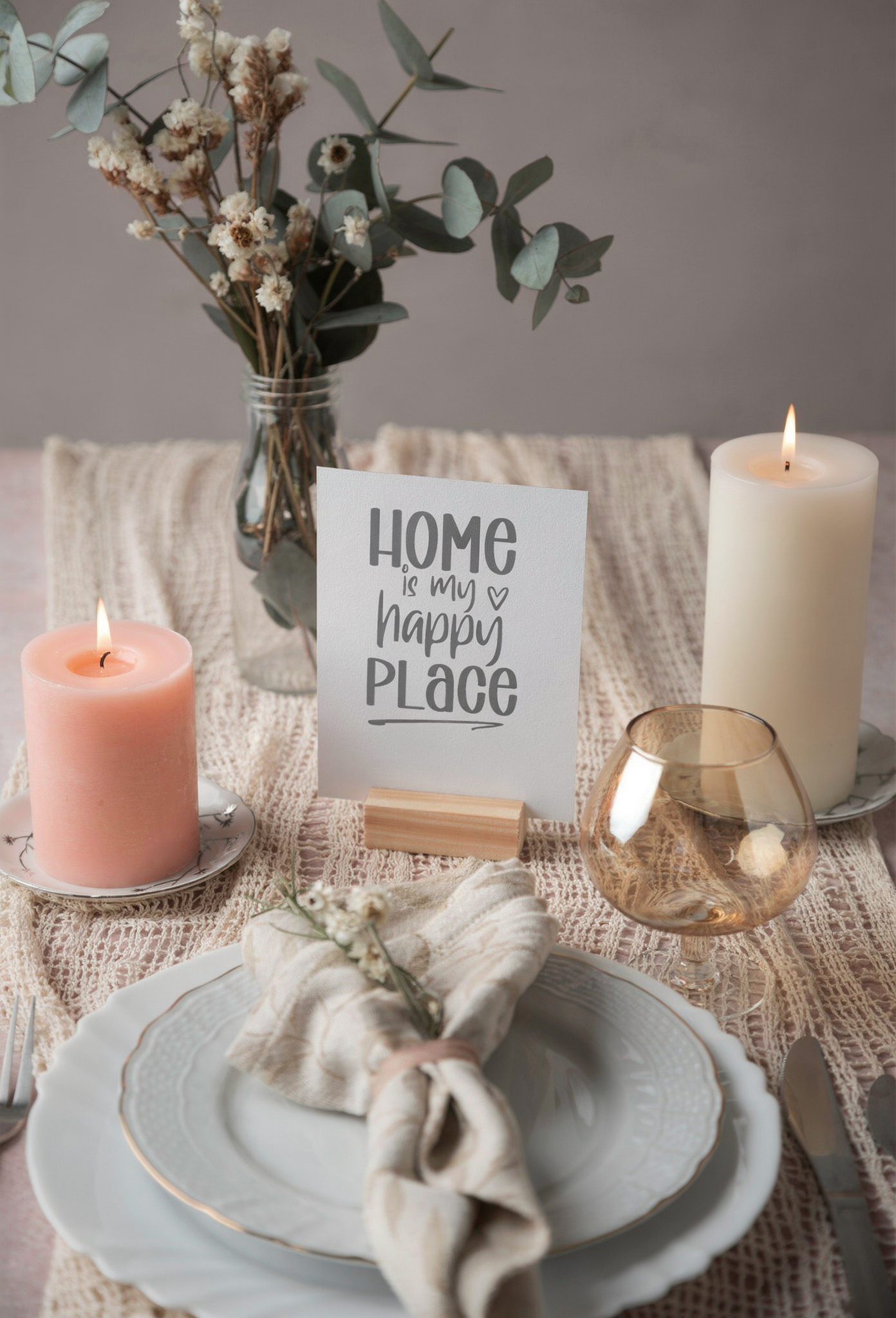 „Modernes Happy-Home Motiv – Rundes Design“ - Selbstklebende Siebdruck-Schablone – Bild 5